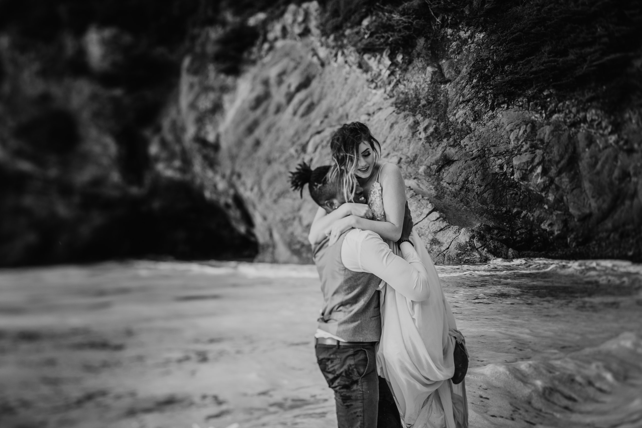 Oregon Engagement and elopement photographers (114).jpg
