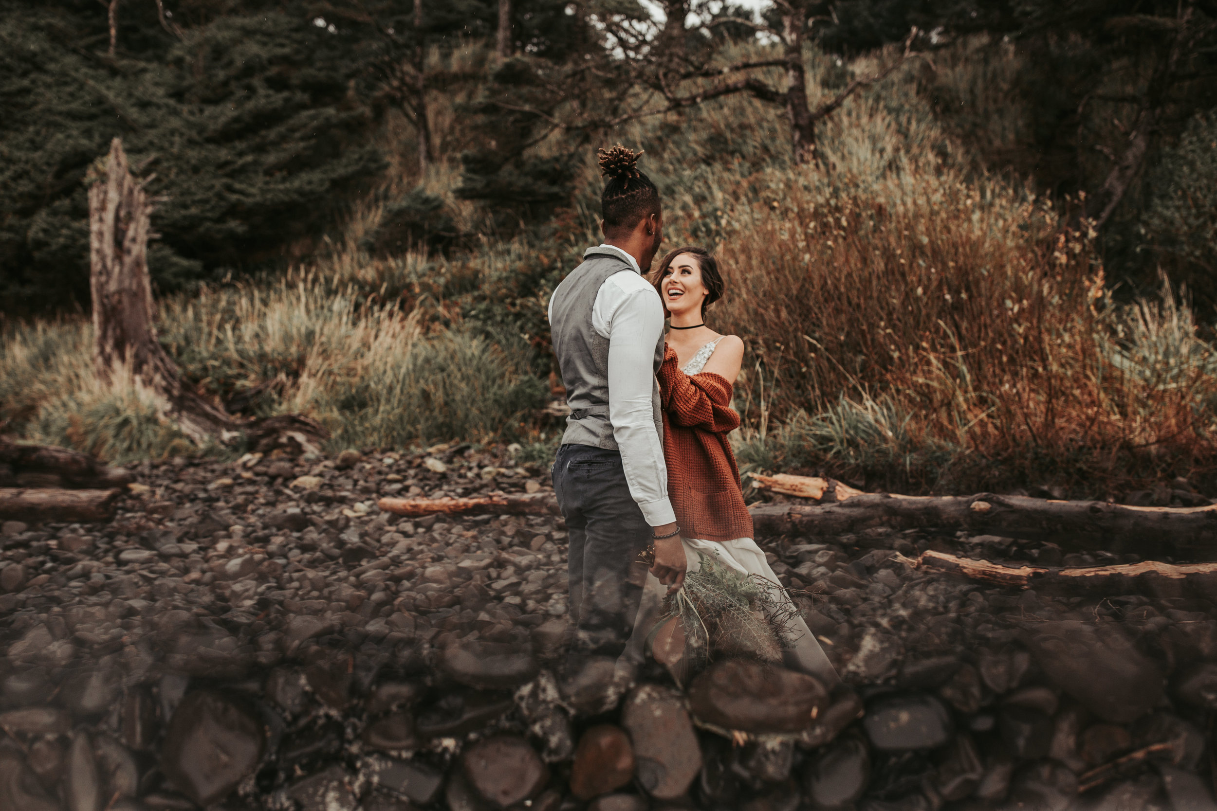 Oregon Engagement and elopement photographers (121).jpg