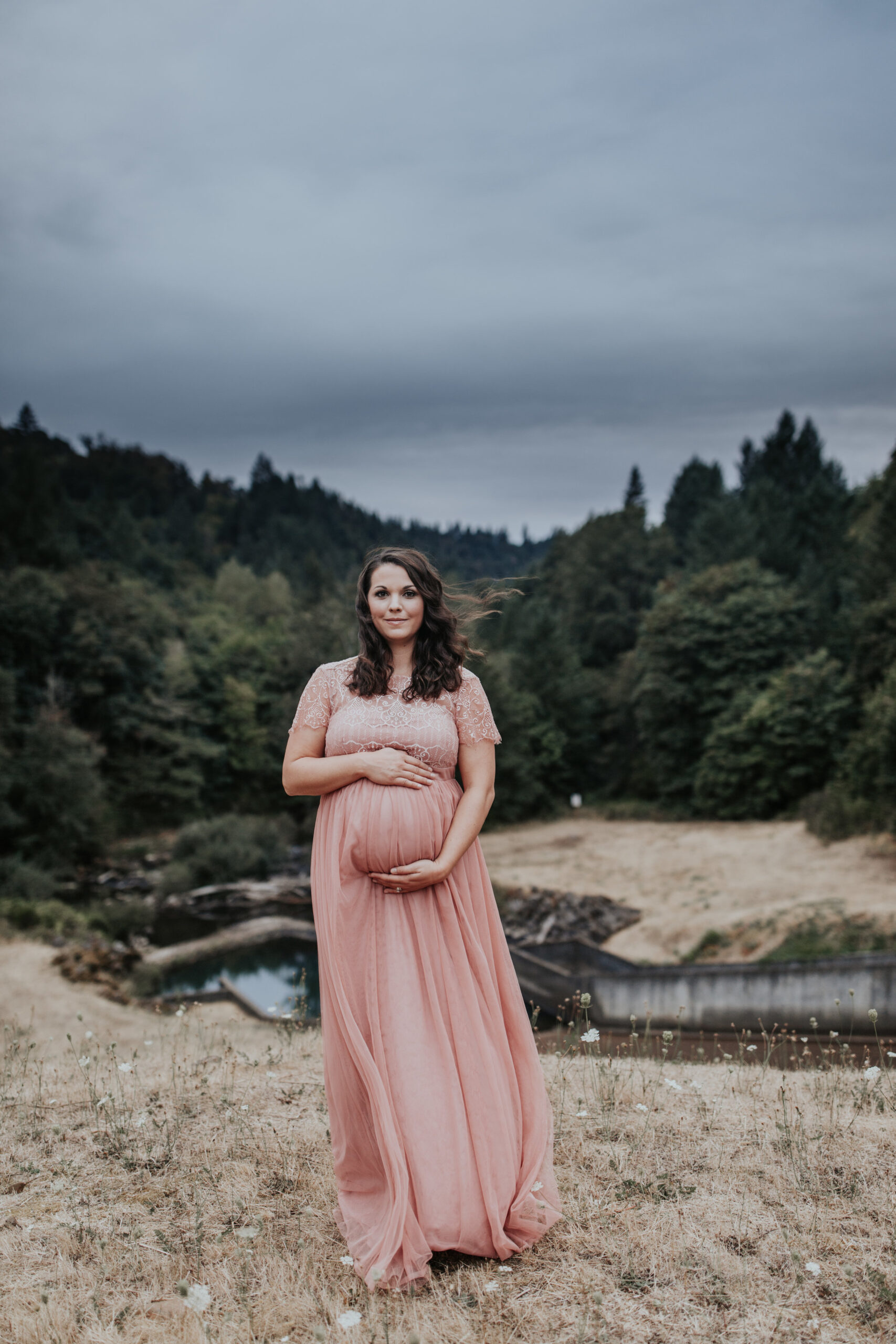 Oregon Coast Maternity Photographer (200).jpg