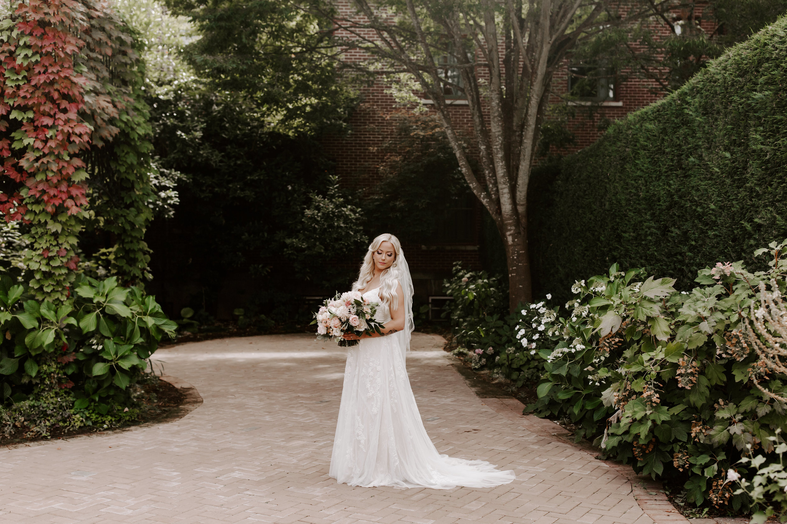 Rustic Bloom Photography | Wedding Dress Inspiration | Oregon Wedding Photographer